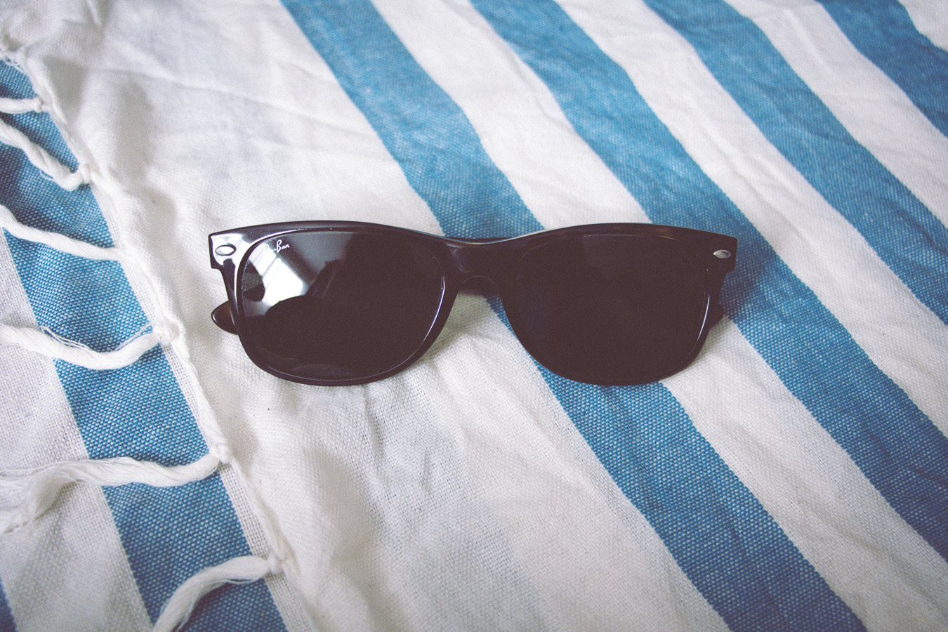 ray ban wayfarer